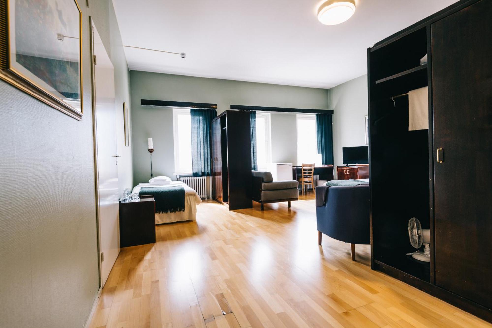Comfort Guesthouse 皮埃塔尔萨里 客房 照片