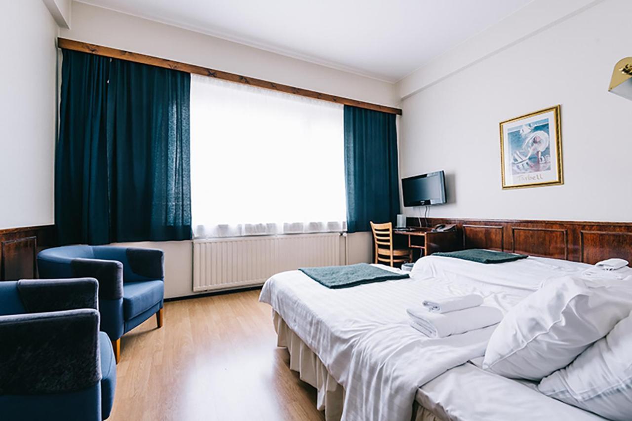 Comfort Guesthouse 皮埃塔尔萨里 外观 照片