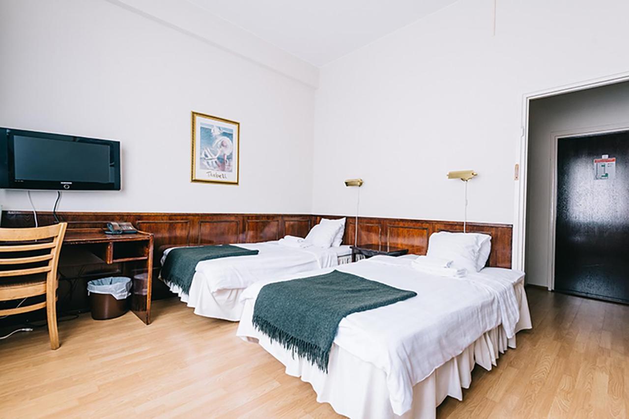Comfort Guesthouse 皮埃塔尔萨里 外观 照片