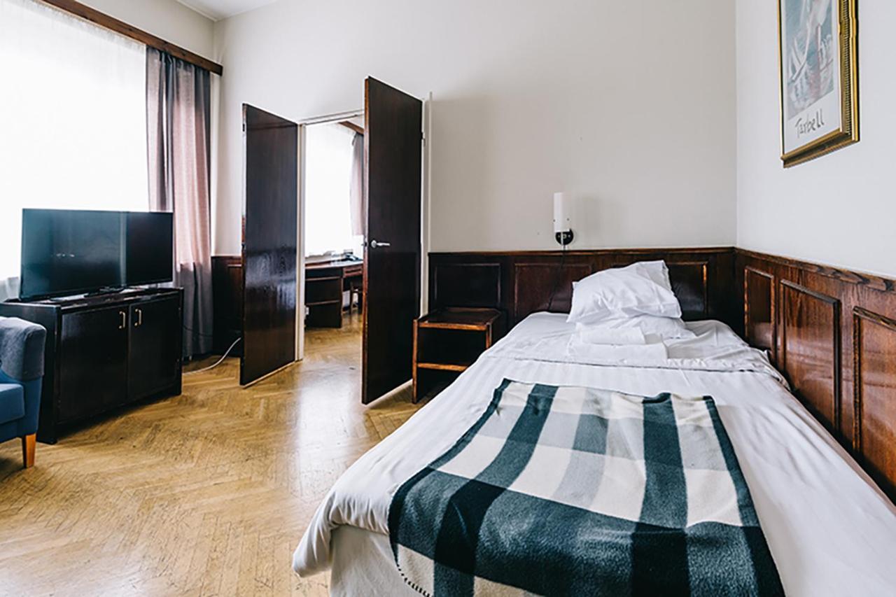 Comfort Guesthouse 皮埃塔尔萨里 外观 照片