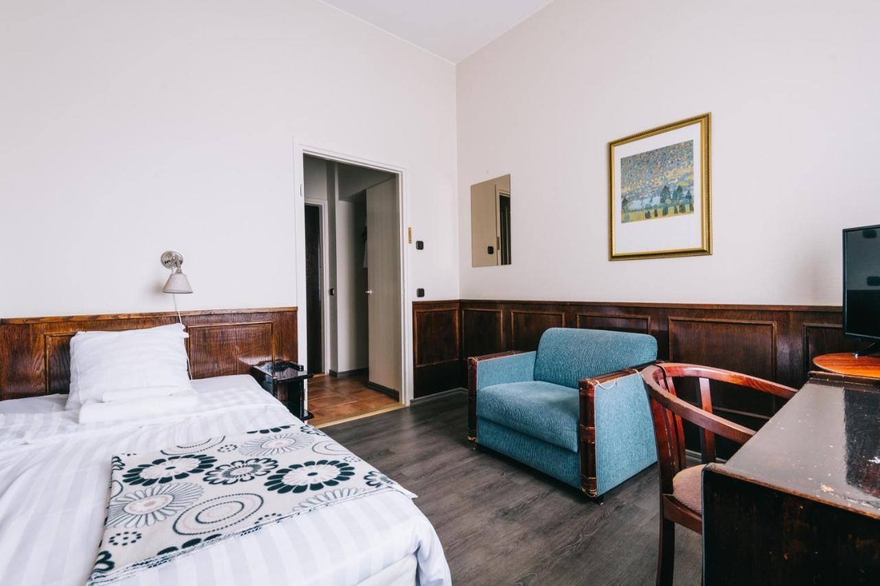 Comfort Guesthouse 皮埃塔尔萨里 外观 照片